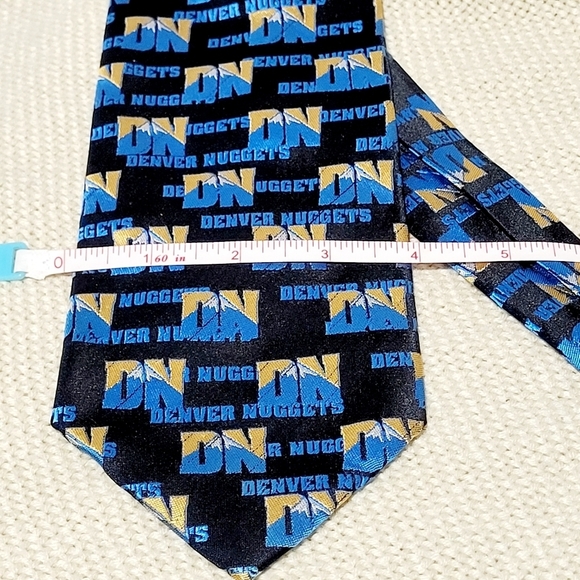 Vintage Denver Nuggets NBA 100% Silk Necktie Made in USA - Picture 5 of 6